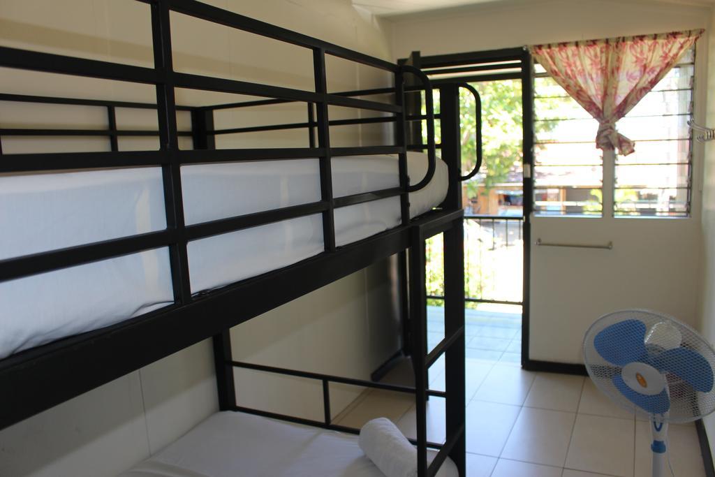 Bamboo Backpackers Hostel Nadi Exterior photo