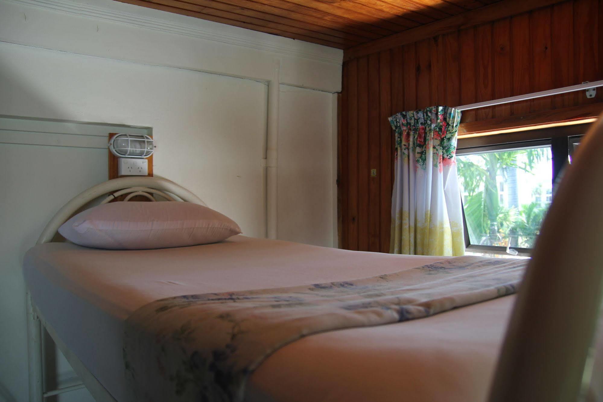 Bamboo Backpackers Hostel Nadi Exterior photo