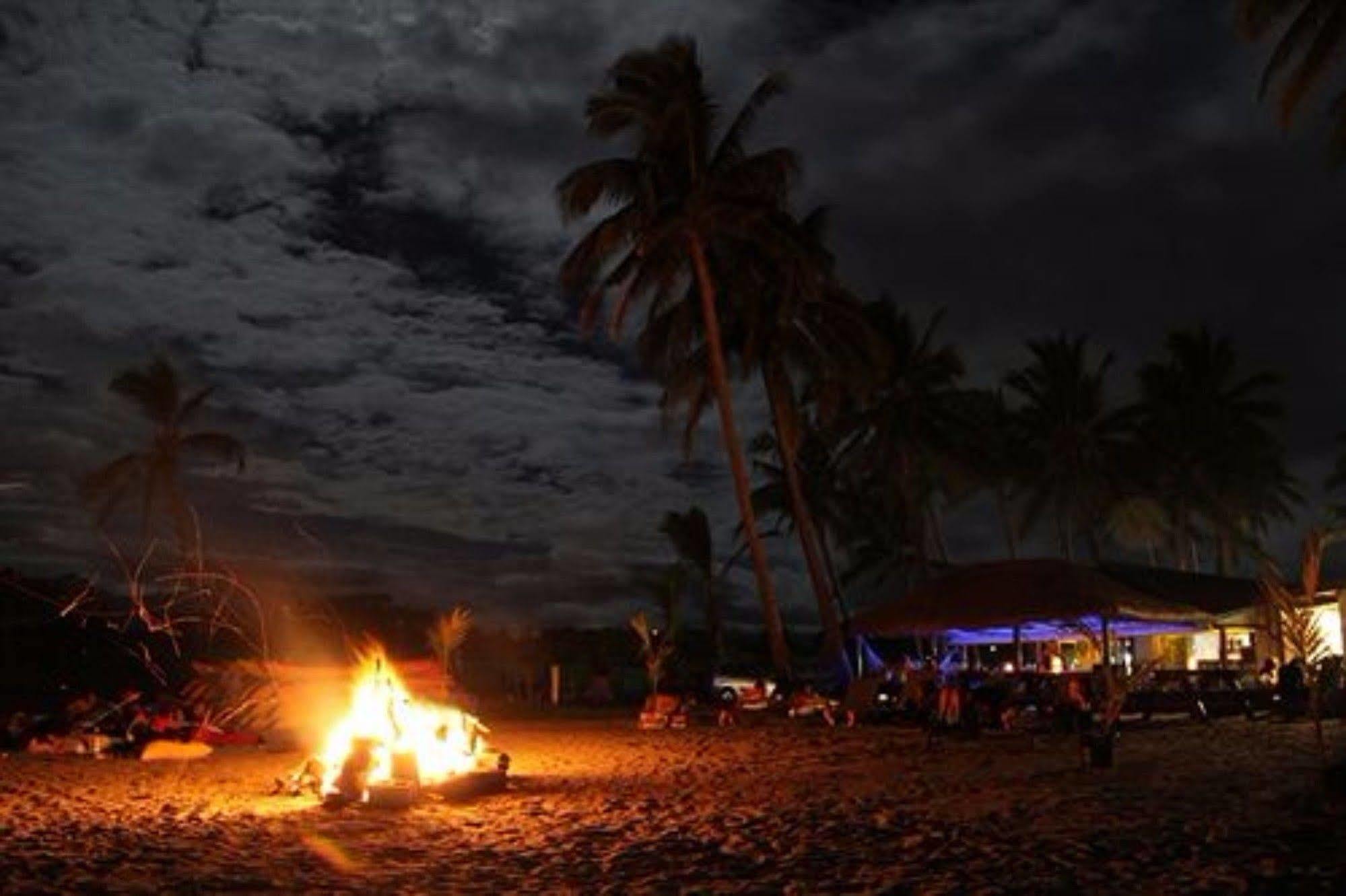 Bamboo Backpackers Hostel Nadi Exterior photo