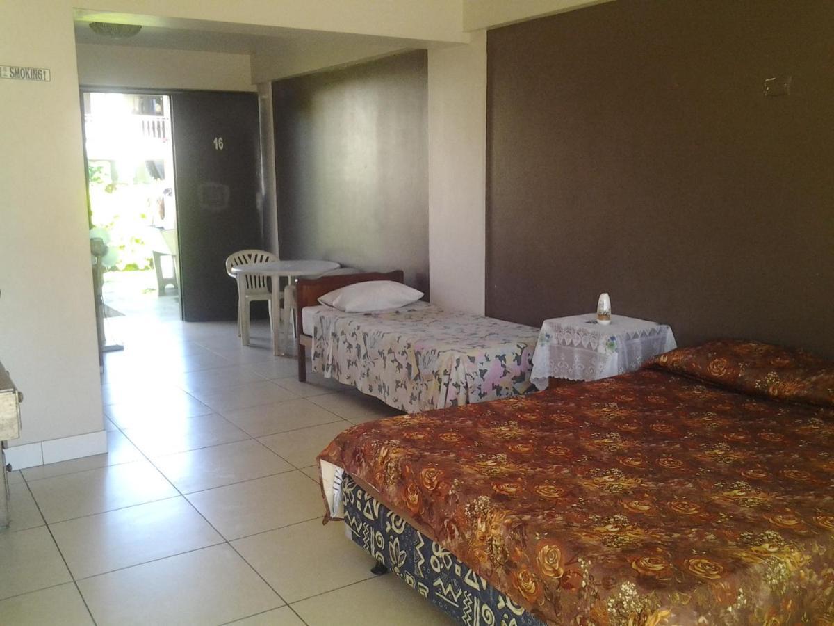 Bamboo Backpackers Hostel Nadi Room photo